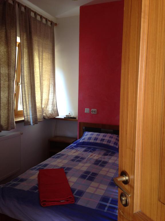 Brutarilor Guest House Клуж-Напока Екстериор снимка